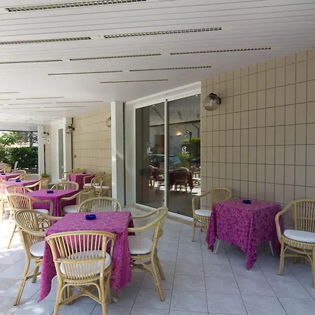 Ξενοδοχείο Tenerife 2*