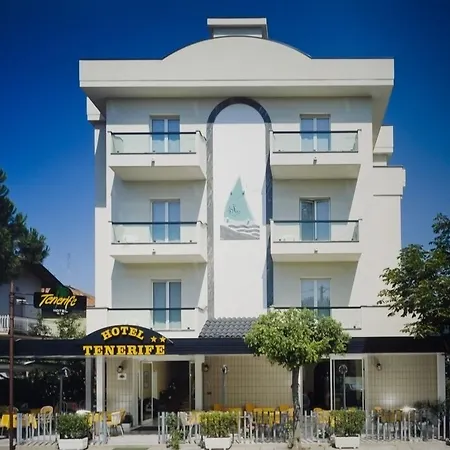 Tenerife 2*