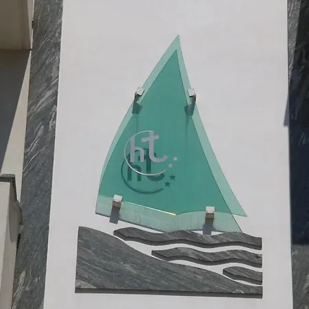 Tenerife 2* Ριτσιόνε