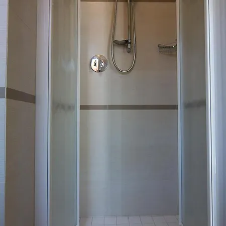 Tenerife 2* Ριτσιόνε