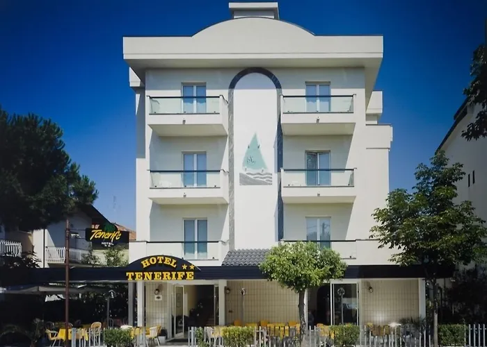 Tenerife 2*