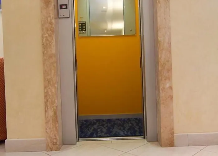 ホテル Tenerife リッチョーネ