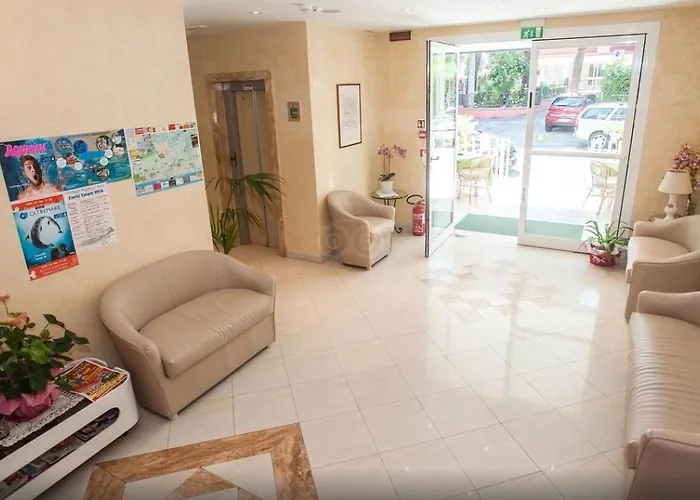 Tenerife 2* Риччоне